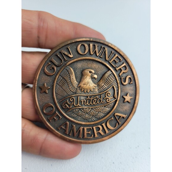 Vintage United Gun Owners of America Belt Buckle Americana Guns Pistols Rifles - Picture 1 of 5